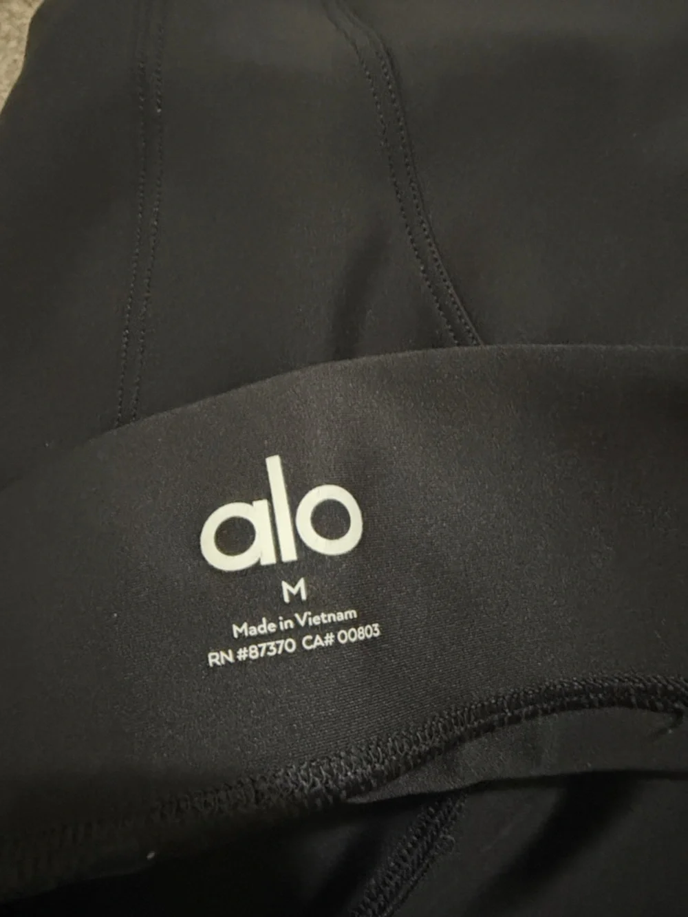 Alo Black High-Waist Leggings. Excellent Condition!